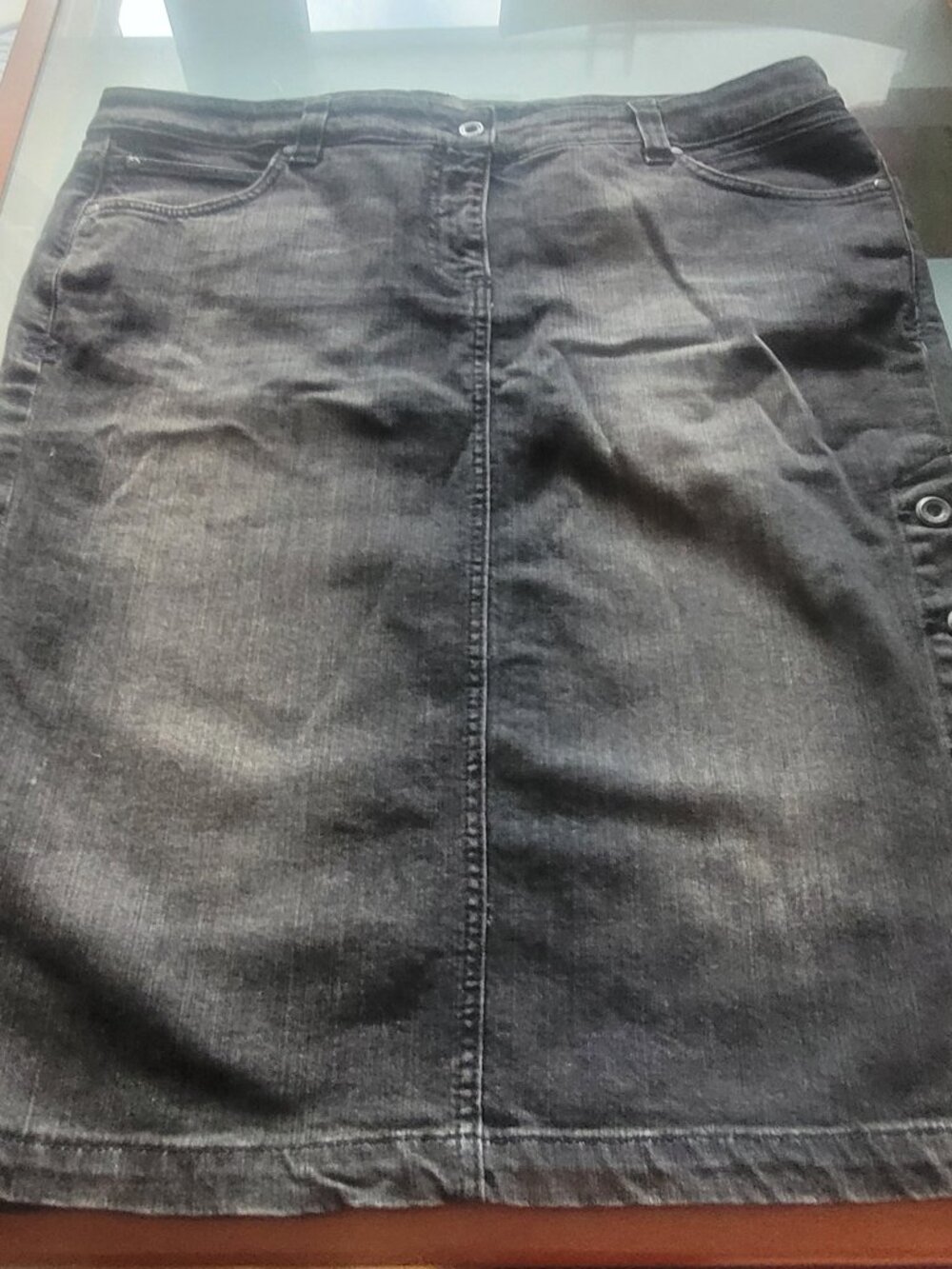 MEXX Dark Wash Faded Denim Pencil Skirt - US Size 14)